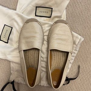 Gucci espadrilles with bags